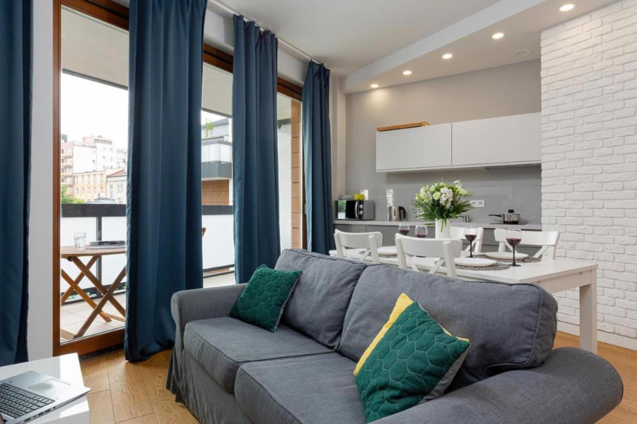 Modern Apartment Near Hilton Warszawa Eksteriør billede