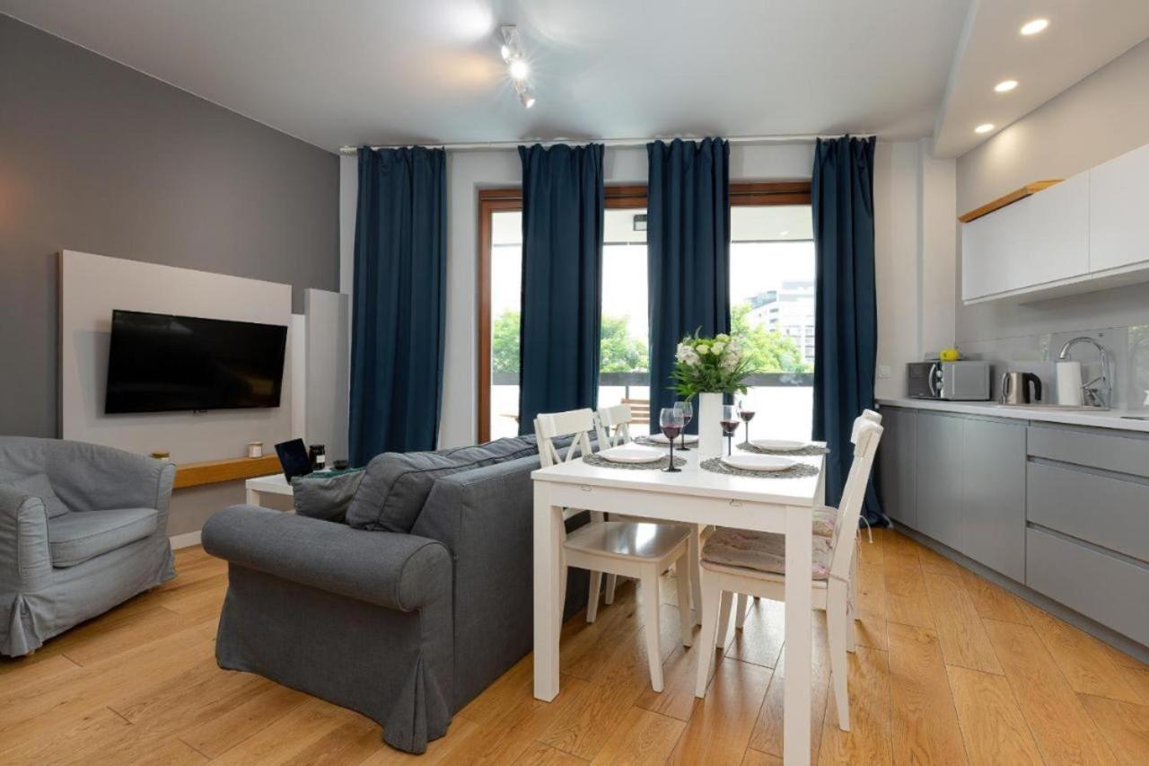Modern Apartment Near Hilton Warszawa Eksteriør billede